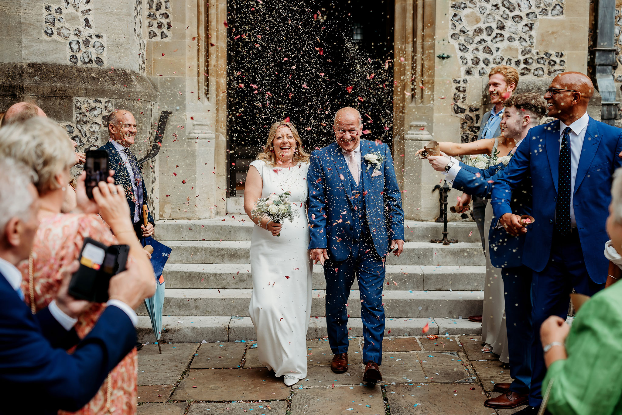a confetti photo at Winchester registry office