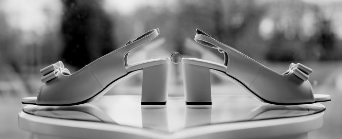 brides wedding shoes and wedding ring